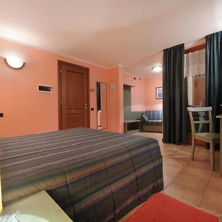 Hotel Tambo 3*