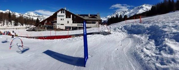 Hotel Tambò